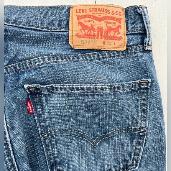 Men’s Levi's 527 Blue Straight Leg Denim 34x30 Relaxed Fit Zipper Iconic Jeans - Picture 2 of 9